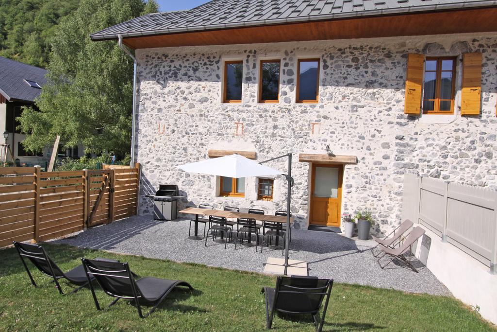 Entre Lac Et Montagnes Faverges Exterior photo